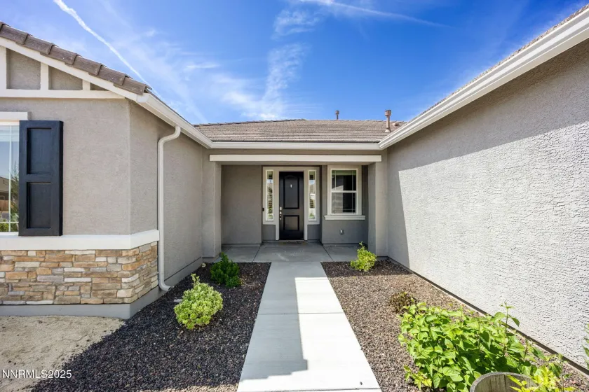 1010 Garden Pond, Sparks, Nevada 89441, 5 Bedrooms Bedrooms, ,3 BathroomsBathrooms,Residential,Residential,Garden Pond,250057918