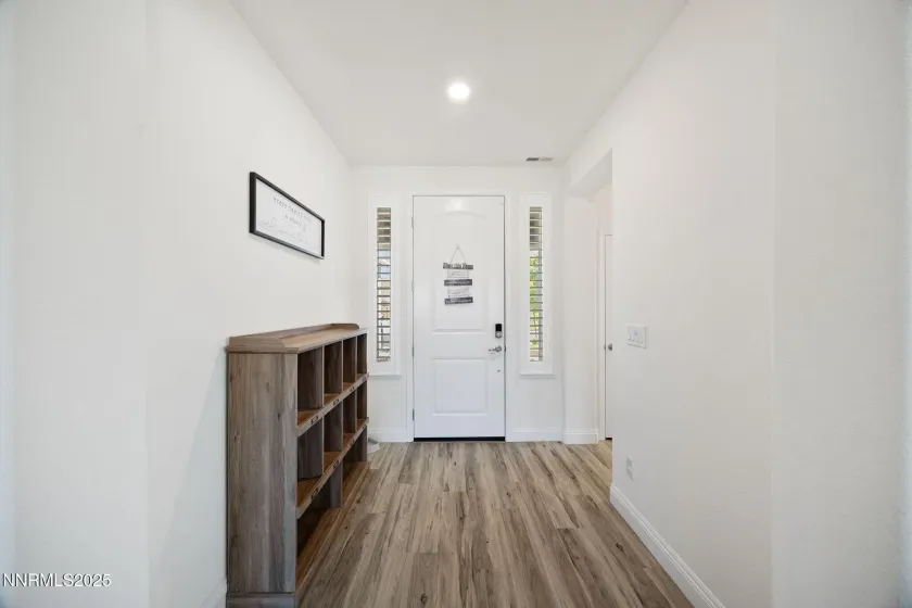 1010 Garden Pond, Sparks, Nevada 89441, 5 Bedrooms Bedrooms, ,3 BathroomsBathrooms,Residential,Residential,Garden Pond,250057918