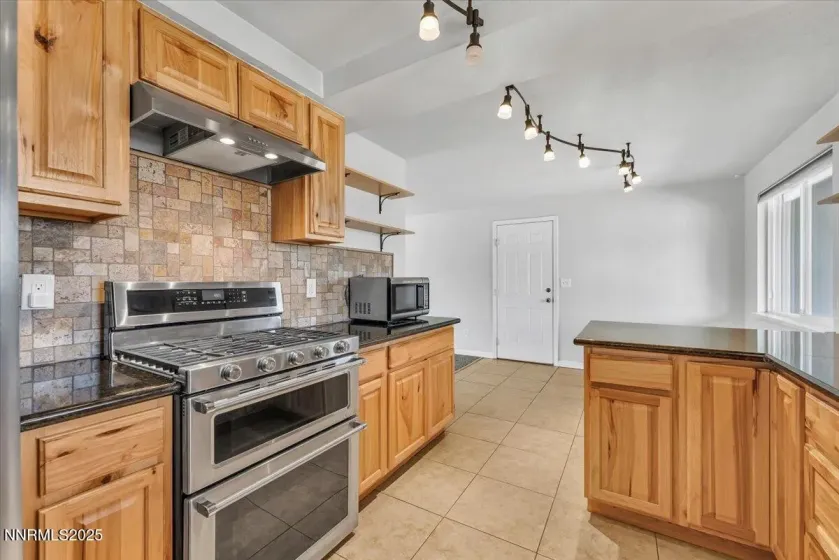 1275 Bolivia, Gardnerville, Nevada 89460, 3 Bedrooms Bedrooms, ,2 BathroomsBathrooms,Residential,Residential,Bolivia,250057920