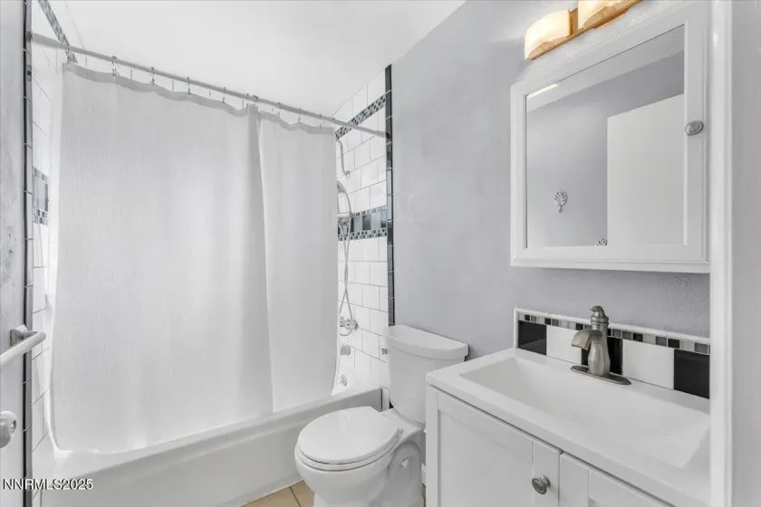 1275 Bolivia, Gardnerville, Nevada 89460, 3 Bedrooms Bedrooms, ,2 BathroomsBathrooms,Residential,Residential,Bolivia,250057920