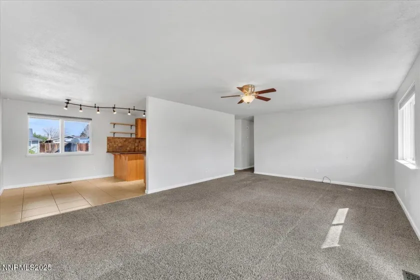 1275 Bolivia, Gardnerville, Nevada 89460, 3 Bedrooms Bedrooms, ,2 BathroomsBathrooms,Residential,Residential,Bolivia,250057920