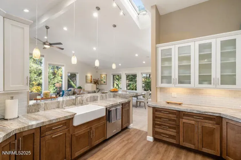 2522 Lake Ridge Shores, Reno, Nevada 89519, 3 Bedrooms Bedrooms, ,3 BathroomsBathrooms,Residential,Residential,Lake Ridge Shores,250057924