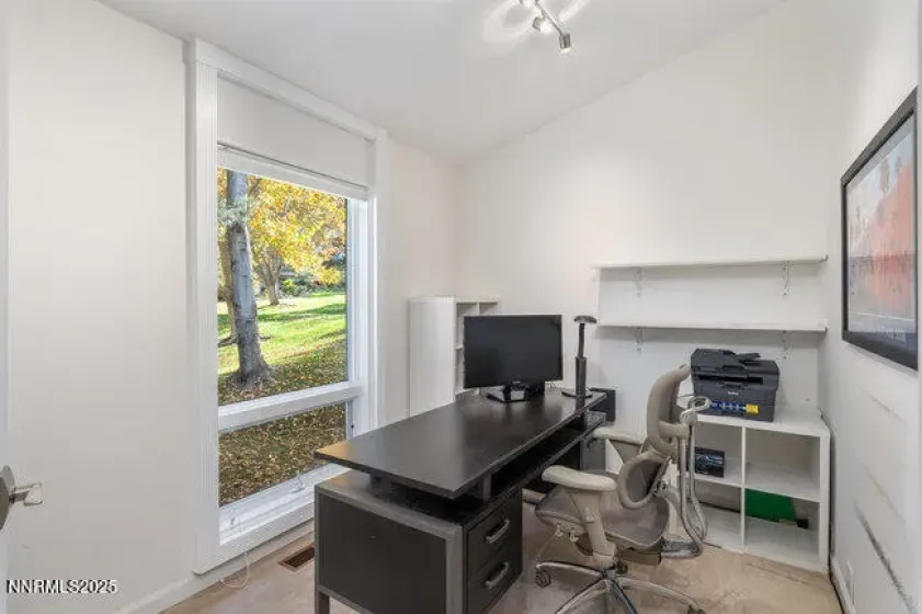 2522 Lake Ridge Shores, Reno, Nevada 89519, 3 Bedrooms Bedrooms, ,3 BathroomsBathrooms,Residential,Residential,Lake Ridge Shores,250057924