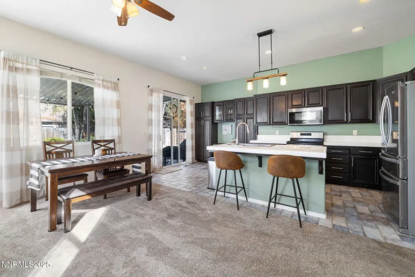 1641 Box Canyon, Reno, Nevada 89521, 4 Bedrooms Bedrooms, ,2 BathroomsBathrooms,Residential,Residential,Box Canyon,250057928