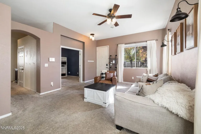 1641 Box Canyon, Reno, Nevada 89521, 4 Bedrooms Bedrooms, ,2 BathroomsBathrooms,Residential,Residential,Box Canyon,250057928