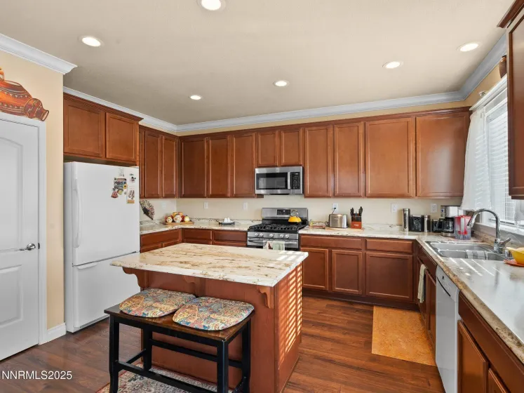 199 Walnut, Fernley, Nevada 89408, 4 Bedrooms Bedrooms, ,2 BathroomsBathrooms,Residential,Residential,Walnut,250057930