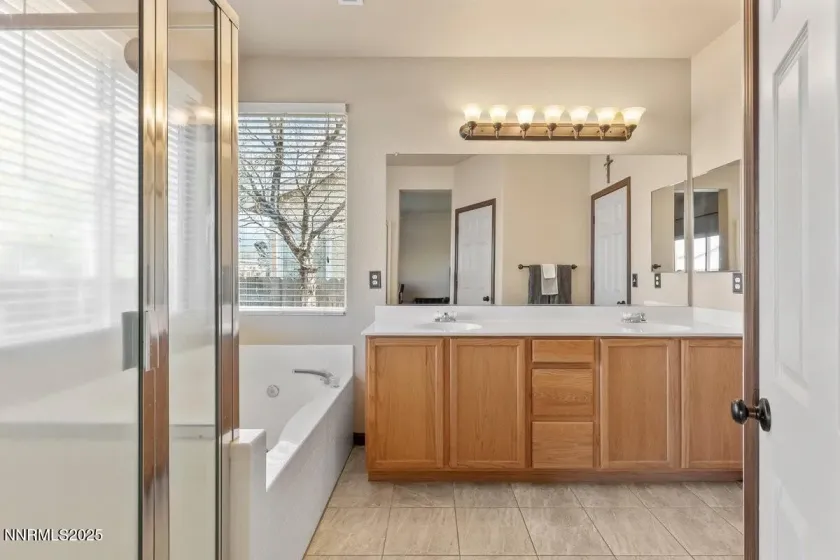 9965 Moondust, Reno, Nevada 89506, 3 Bedrooms Bedrooms, ,2 BathroomsBathrooms,Residential,Residential,Moondust,250057934