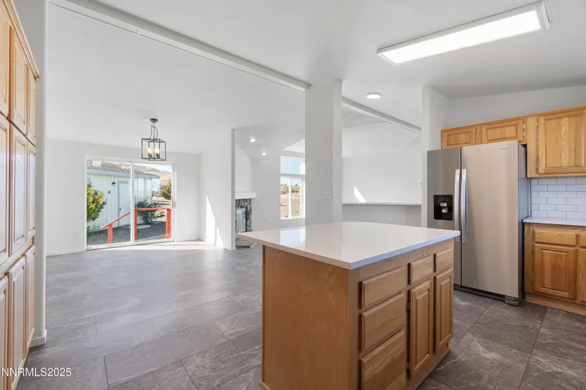 4745 Skyline, Silver Springs, Nevada 89429, 3 Bedrooms Bedrooms, ,2 BathroomsBathrooms,Residential,Residential,Skyline,250057936