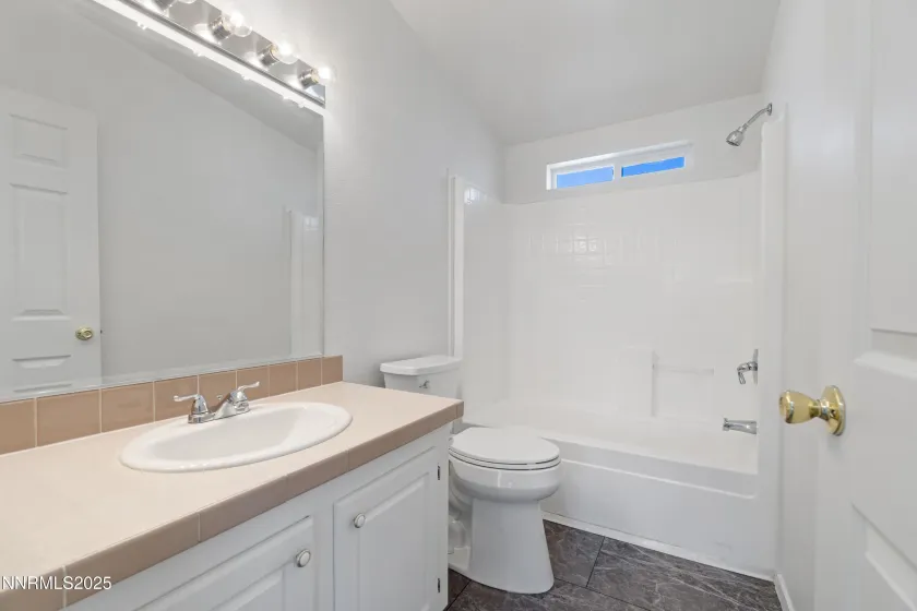 4745 Skyline, Silver Springs, Nevada 89429, 3 Bedrooms Bedrooms, ,2 BathroomsBathrooms,Residential,Residential,Skyline,250057936