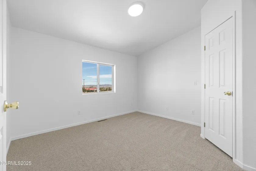 4745 Skyline, Silver Springs, Nevada 89429, 3 Bedrooms Bedrooms, ,2 BathroomsBathrooms,Residential,Residential,Skyline,250057936