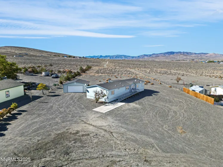 4745 Skyline, Silver Springs, Nevada 89429, 3 Bedrooms Bedrooms, ,2 BathroomsBathrooms,Residential,Residential,Skyline,250057936