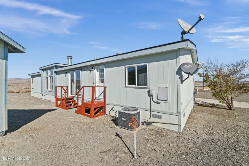 4745 Skyline, Silver Springs, Nevada 89429, 3 Bedrooms Bedrooms, ,2 BathroomsBathrooms,Residential,Residential,Skyline,250057936