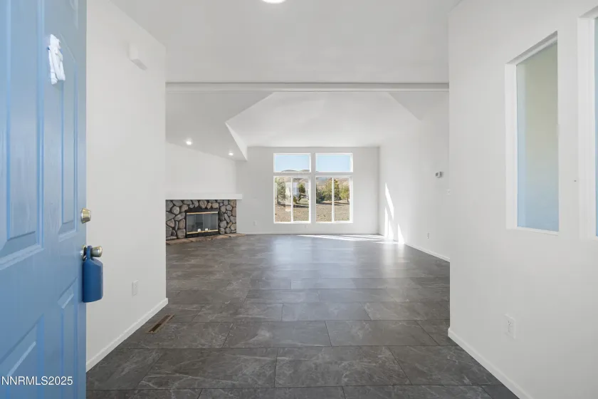 4745 Skyline, Silver Springs, Nevada 89429, 3 Bedrooms Bedrooms, ,2 BathroomsBathrooms,Residential,Residential,Skyline,250057936