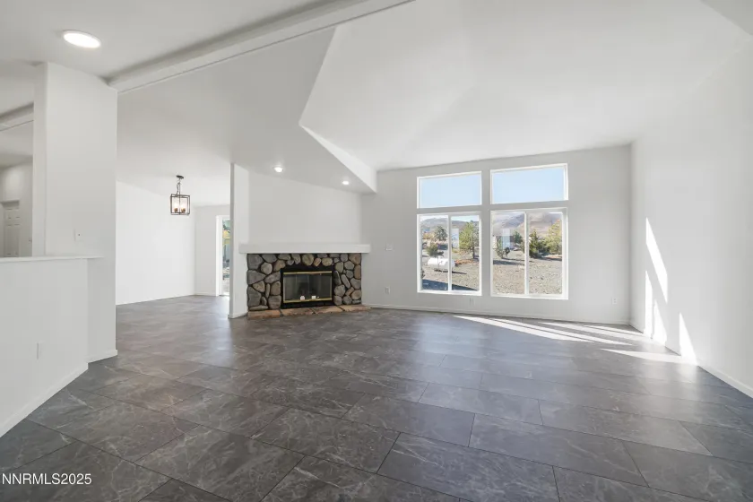 4745 Skyline, Silver Springs, Nevada 89429, 3 Bedrooms Bedrooms, ,2 BathroomsBathrooms,Residential,Residential,Skyline,250057936