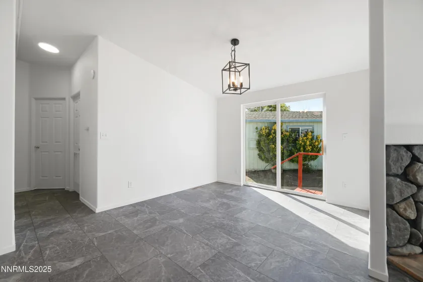 4745 Skyline, Silver Springs, Nevada 89429, 3 Bedrooms Bedrooms, ,2 BathroomsBathrooms,Residential,Residential,Skyline,250057936