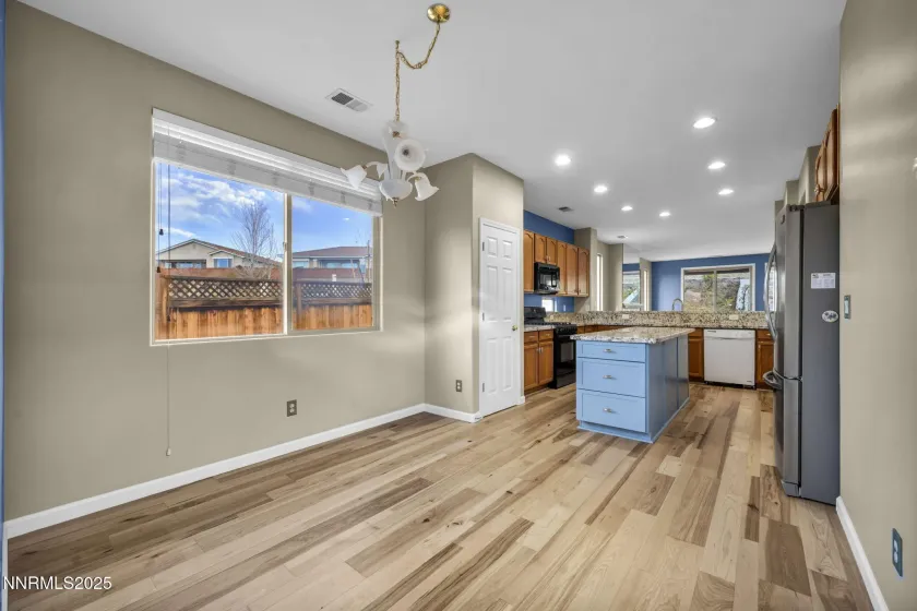 1840 Veneto, Sparks, Nevada 89434, 2 Bedrooms Bedrooms, ,3 BathroomsBathrooms,Residential,Residential,Veneto,250057937