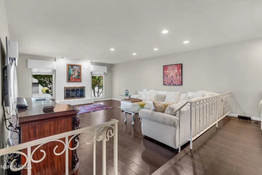 4953 Lakeridge, Reno, Nevada 89509, 2 Bedrooms Bedrooms, ,3 BathroomsBathrooms,Residential Lease,Manufactured,Lakeridge,250057945