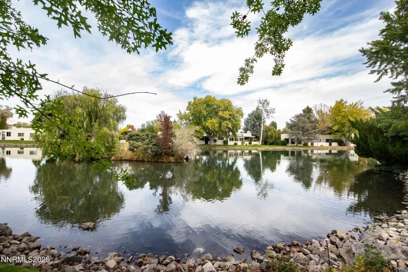 4953 Lakeridge, Reno, Nevada 89509, 2 Bedrooms Bedrooms, ,3 BathroomsBathrooms,Residential Lease,Manufactured,Lakeridge,250057945