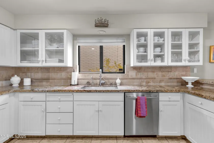 4953 Lakeridge, Reno, Nevada 89509, 2 Bedrooms Bedrooms, ,3 BathroomsBathrooms,Residential Lease,Manufactured,Lakeridge,250057945