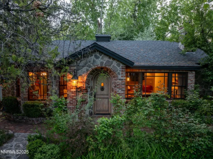 1555 Marsh, Reno, Nevada 89509, 4 Bedrooms Bedrooms, ,4 BathroomsBathrooms,Residential,Residential,Marsh,250006004