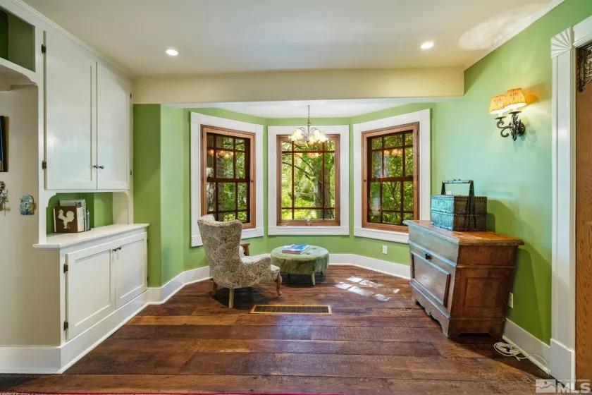 1555 Marsh, Reno, Nevada 89509, 4 Bedrooms Bedrooms, ,4 BathroomsBathrooms,Residential,Residential,Marsh,250006004