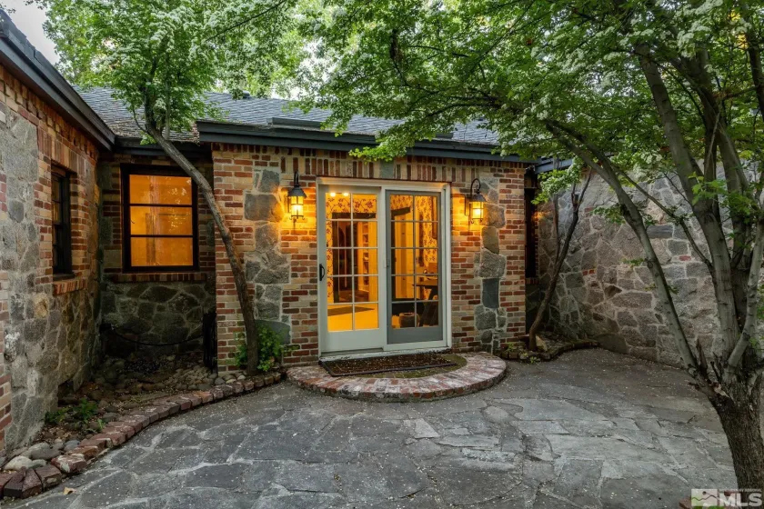 1555 Marsh, Reno, Nevada 89509, 4 Bedrooms Bedrooms, ,4 BathroomsBathrooms,Residential,Residential,Marsh,250006004