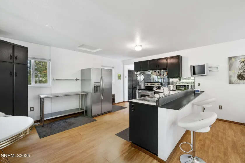 1555 Marsh, Reno, Nevada 89509, 4 Bedrooms Bedrooms, ,4 BathroomsBathrooms,Residential,Residential,Marsh,250006004