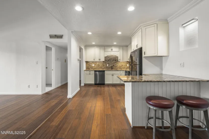 2845 Idlewild, Reno, Nevada 89509, 2 Bedrooms Bedrooms, ,1 BathroomBathrooms,Residential,Residential,Idlewild,250057952