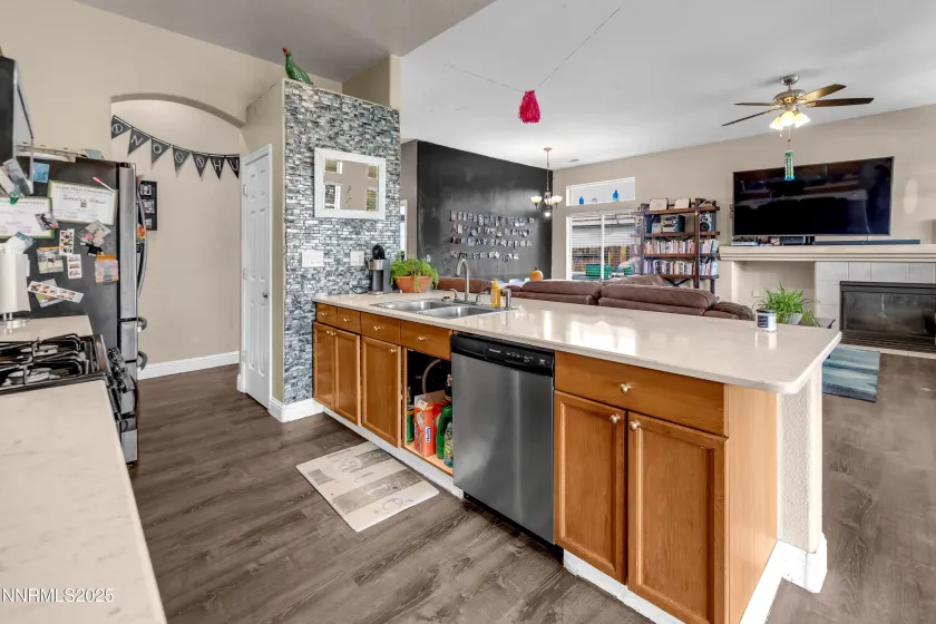 7440 Ash Springs, Sparks, Nevada 89436, 4 Bedrooms Bedrooms, ,2 BathroomsBathrooms,Residential,Residential,Ash Springs,250057954