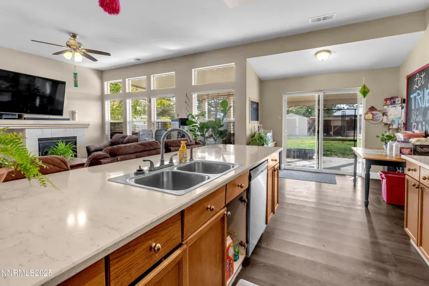 7440 Ash Springs, Sparks, Nevada 89436, 4 Bedrooms Bedrooms, ,2 BathroomsBathrooms,Residential,Residential,Ash Springs,250057954