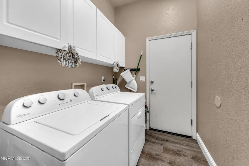 7440 Ash Springs, Sparks, Nevada 89436, 4 Bedrooms Bedrooms, ,2 BathroomsBathrooms,Residential,Residential,Ash Springs,250057954