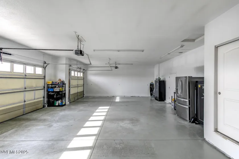 1135 Whitehawk, Fallon, Nevada 89406, 3 Bedrooms Bedrooms, ,3 BathroomsBathrooms,Residential,Residential,Whitehawk,250057955