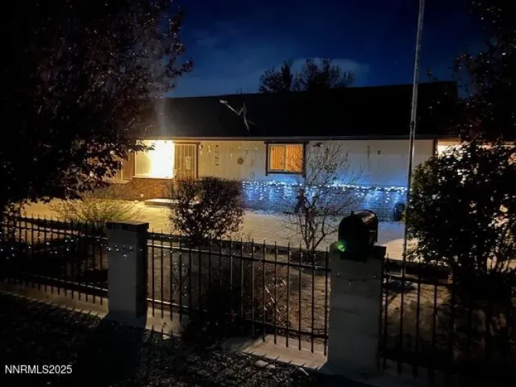 71 NV-208, Yerington, Nevada 89447, 2 Bedrooms Bedrooms, ,2 BathroomsBathrooms,Residential,Residential,NV-208,250057957