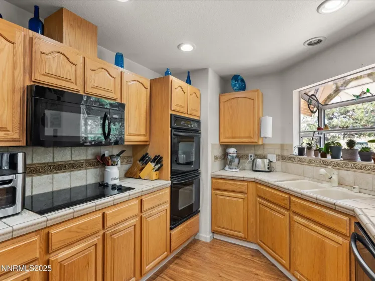 4748 Pradera, Sparks, Nevada 89436, 4 Bedrooms Bedrooms, ,2 BathroomsBathrooms,Residential,Residential,Pradera,250054590