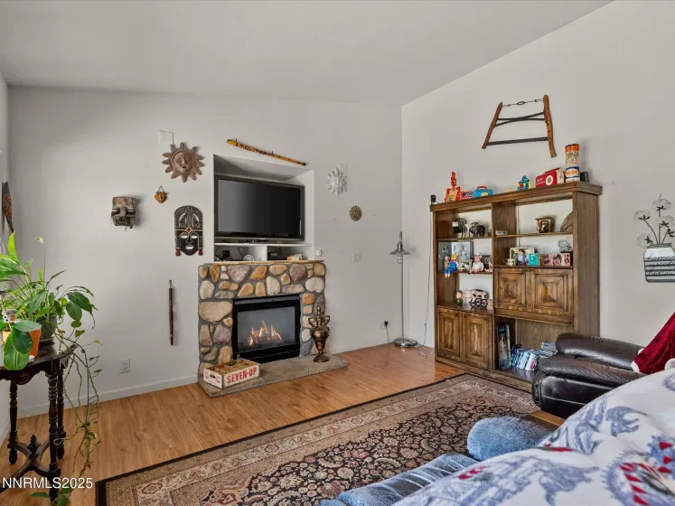 4748 Pradera, Sparks, Nevada 89436, 4 Bedrooms Bedrooms, ,2 BathroomsBathrooms,Residential,Residential,Pradera,250054590