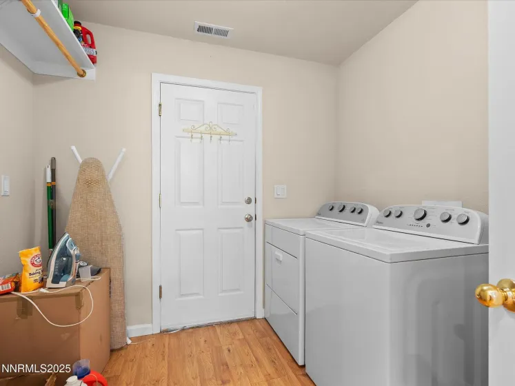 1640 Rocky Cove, Reno, Nevada 89521, 3 Bedrooms Bedrooms, ,3 BathroomsBathrooms,Residential,Residential,Rocky Cove,250057102