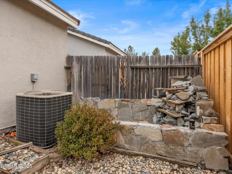 1640 Rocky Cove, Reno, Nevada 89521, 3 Bedrooms Bedrooms, ,3 BathroomsBathrooms,Residential,Residential,Rocky Cove,250057102