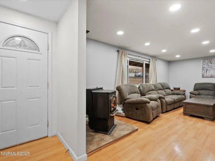 20890 Eaton, Reno, Nevada 89521, 4 Bedrooms Bedrooms, ,2 BathroomsBathrooms,Residential,Residential,Eaton,250057958