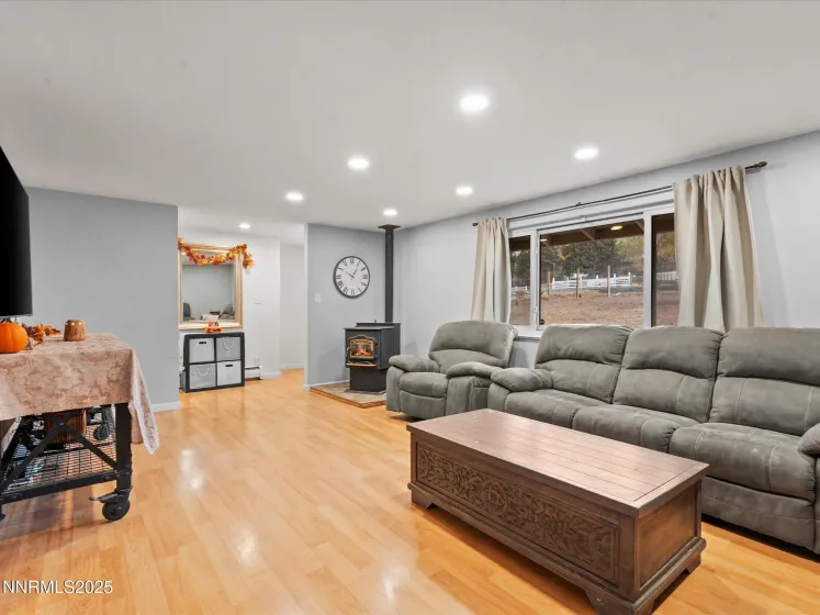 20890 Eaton, Reno, Nevada 89521, 4 Bedrooms Bedrooms, ,2 BathroomsBathrooms,Residential,Residential,Eaton,250057958