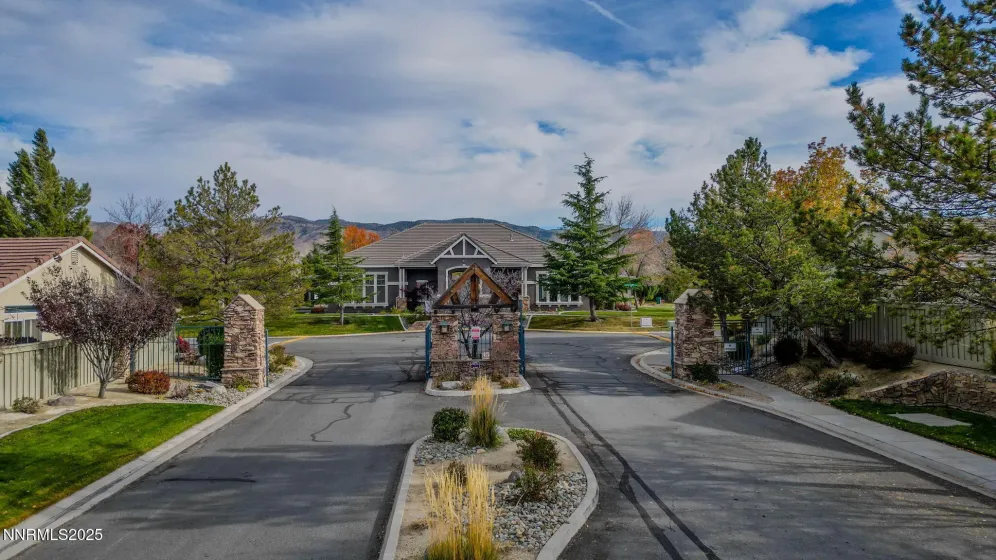 10492 Gold Trail, Reno, Nevada 89521, 2 Bedrooms Bedrooms, ,2 BathroomsBathrooms,Residential,Residential,Gold Trail,250057960