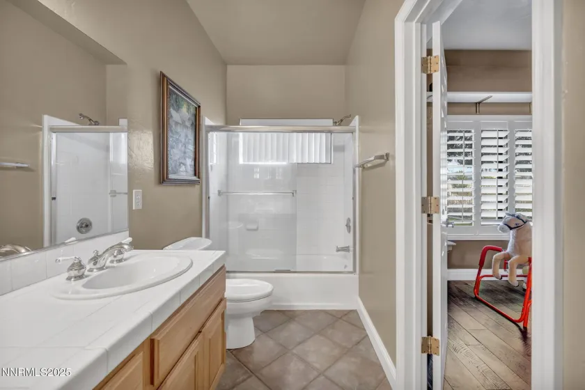 1839 Bitterbrush, Gardnerville, Nevada 89410, 6 Bedrooms Bedrooms, ,5 BathroomsBathrooms,Residential,Residential,Bitterbrush,250057961