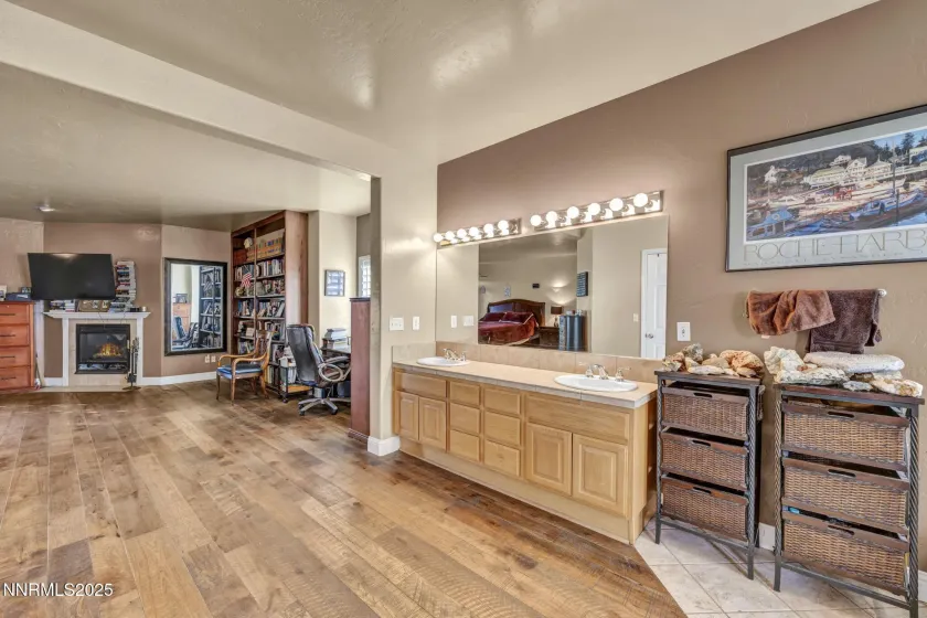 1839 Bitterbrush, Gardnerville, Nevada 89410, 6 Bedrooms Bedrooms, ,5 BathroomsBathrooms,Residential,Residential,Bitterbrush,250057961