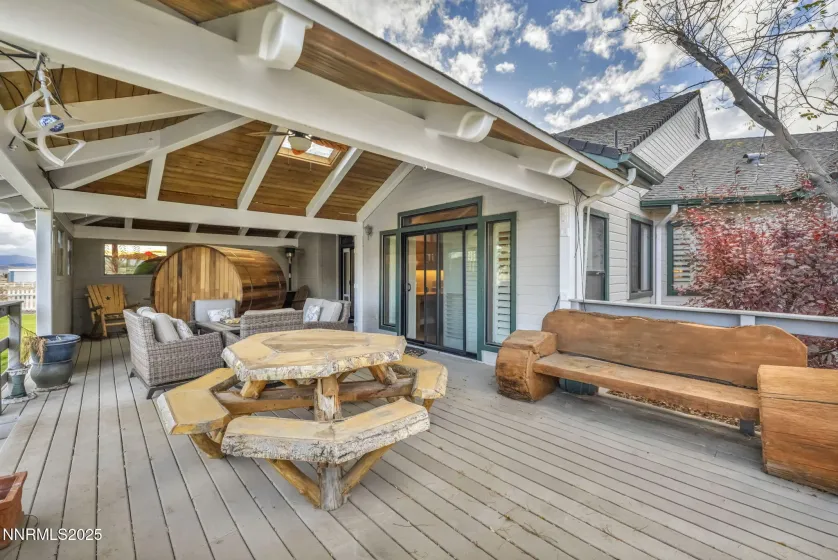 1839 Bitterbrush, Gardnerville, Nevada 89410, 6 Bedrooms Bedrooms, ,5 BathroomsBathrooms,Residential,Residential,Bitterbrush,250057961