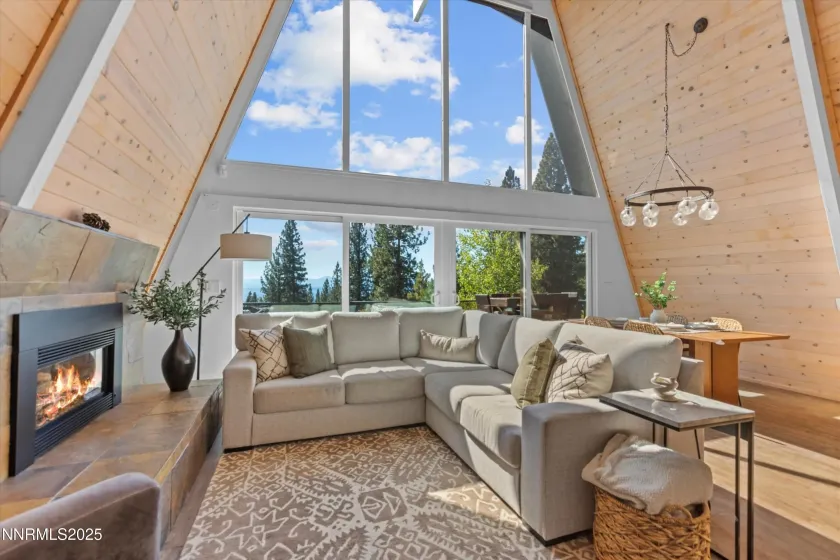 456 Jill, Incline Village, Nevada 89451, 4 Bedrooms Bedrooms, ,4 BathroomsBathrooms,Residential,Residential,Jill,250057966