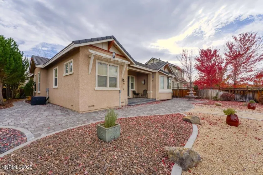 6090 Cielo, Sparks, Nevada 89436, 3 Bedrooms Bedrooms, ,2 BathroomsBathrooms,Residential,Residential,Cielo,250057965