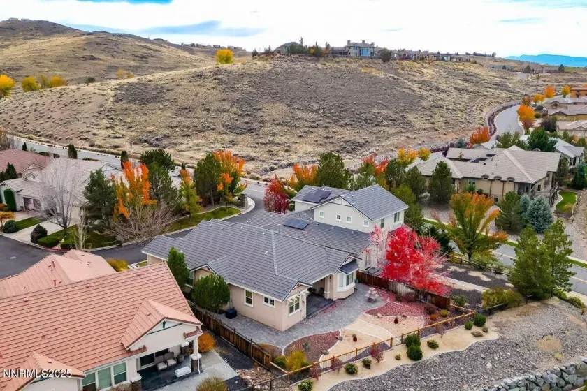 6090 Cielo, Sparks, Nevada 89436, 3 Bedrooms Bedrooms, ,2 BathroomsBathrooms,Residential,Residential,Cielo,250057965