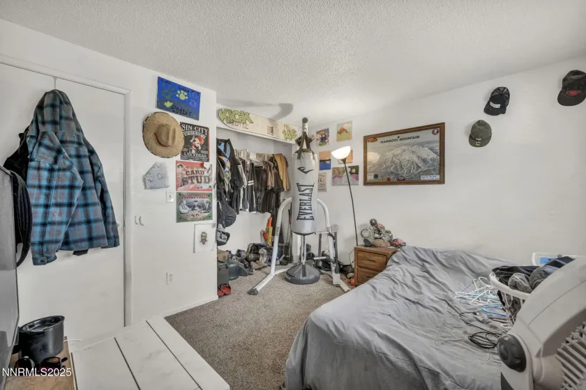 5680 Dolores, Sparks, Nevada 89436, 3 Bedrooms Bedrooms, ,2 BathroomsBathrooms,Residential,Residential,Dolores,250057969