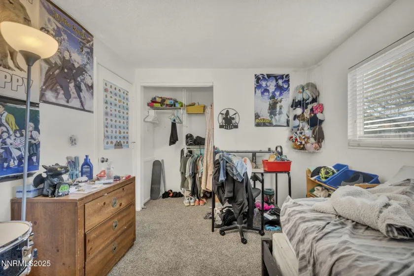 5680 Dolores, Sparks, Nevada 89436, 3 Bedrooms Bedrooms, ,2 BathroomsBathrooms,Residential,Residential,Dolores,250057969