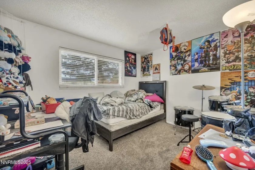 5680 Dolores, Sparks, Nevada 89436, 3 Bedrooms Bedrooms, ,2 BathroomsBathrooms,Residential,Residential,Dolores,250057969