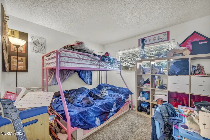 5680 Dolores, Sparks, Nevada 89436, 3 Bedrooms Bedrooms, ,2 BathroomsBathrooms,Residential,Residential,Dolores,250057969